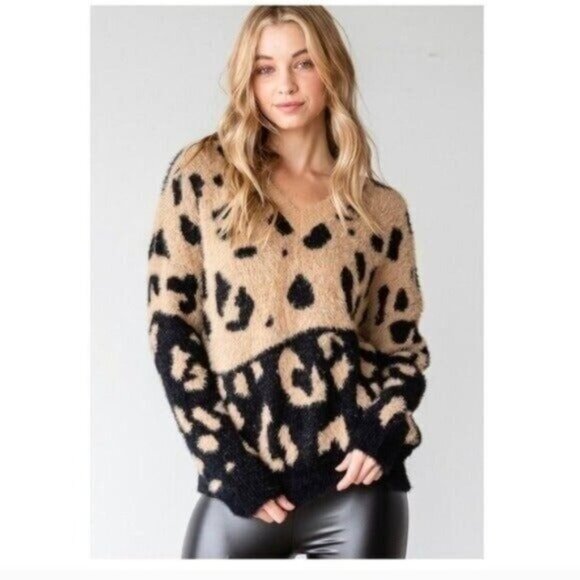 LEOPARD COZY COLOR BLOCK SWEATER-NEW - Picture 3 of 7